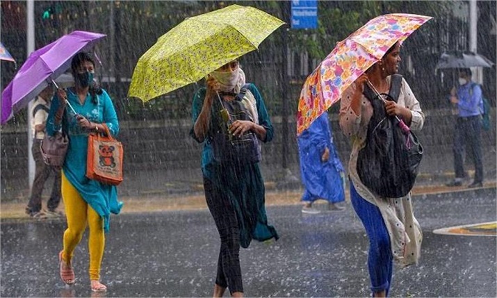 केरल में मानसून की एंट्री: 16 साल बाद टूटा रिकॉर्ड, दिल्ली समेत 15 राज्यों में बारिश का अलर्ट