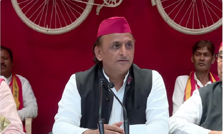कानपुर DM बनाम CMO विवाद गरमाया: अखिलेश यादव बोले – “सच सामने लाने को हो निष्पक्ष उच्चस्तरीय जांच”