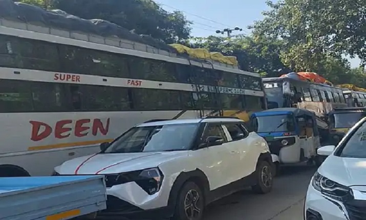 आगरा में टूरिस्ट बस पार्क और निजी बस अड्डे की नई शुरुआत