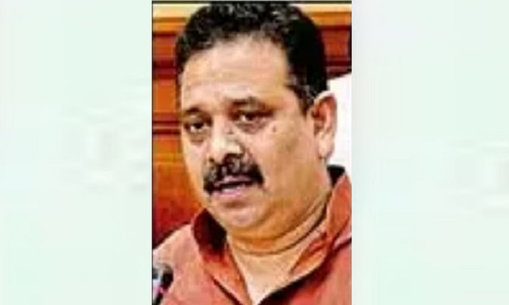 तबादलों में घपले पर सीएम सख्त: आईजी स्टांप हटाए गए, 210 ट्रांसफर रद्द, जांच के आदेश